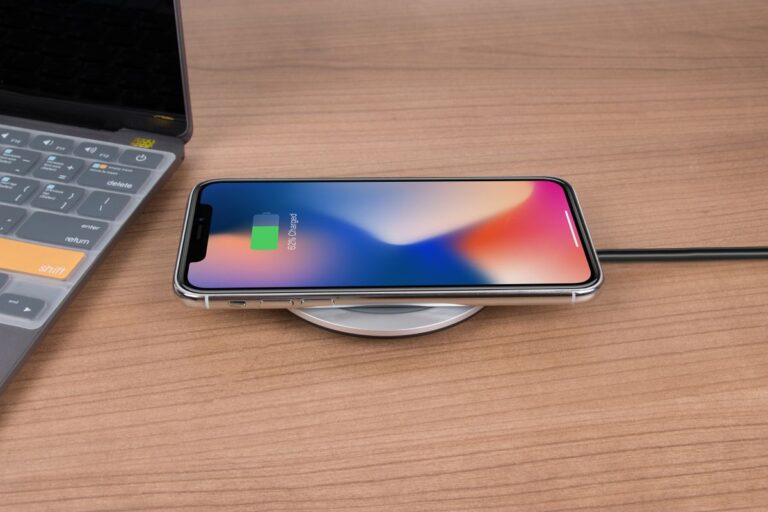 Migliori Caricatori Wireless Magnetici 2026: Guida all’Acquisto (MagSafe e Qi2)