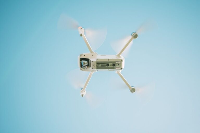 DJI Mini 5 Pro: Recensione Completa 2026 (Il Drone Leggero da Comprare)